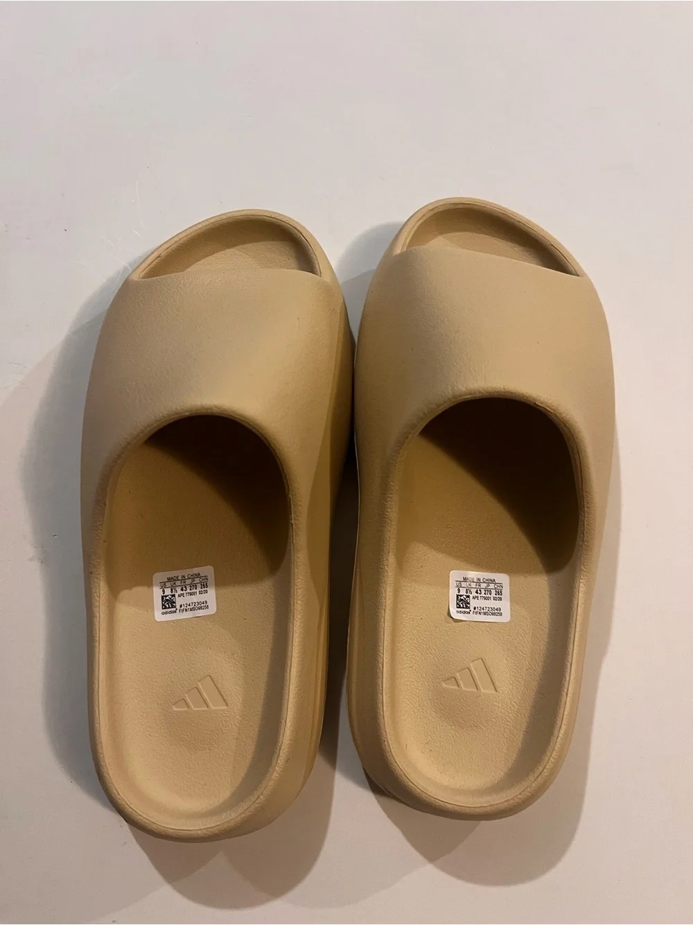 adidas comfortable slip